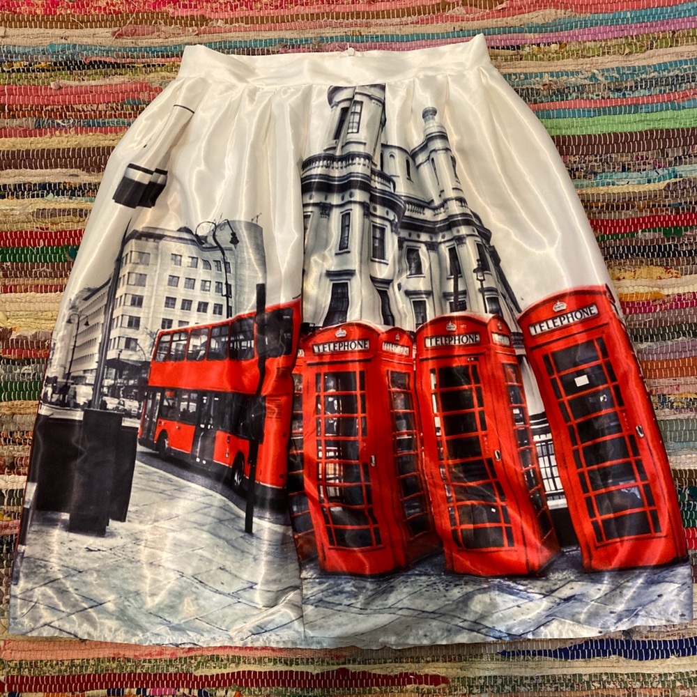 Telephone box print skirt